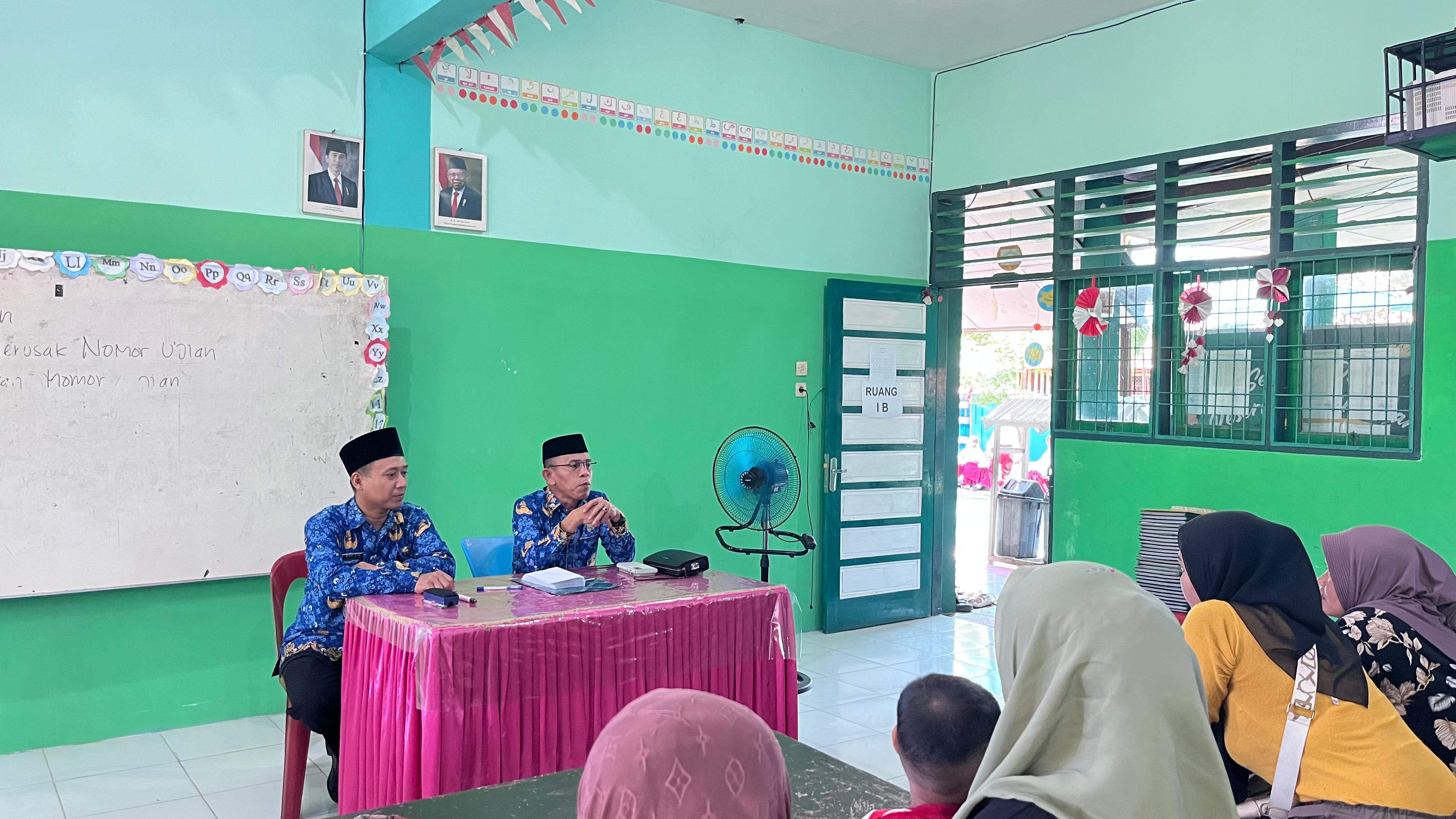 MIN 2 Tebing Tinggi,Gelar Rapat Kelulusan Siswa Kelas VI Tahun Ajaran 2024/2025