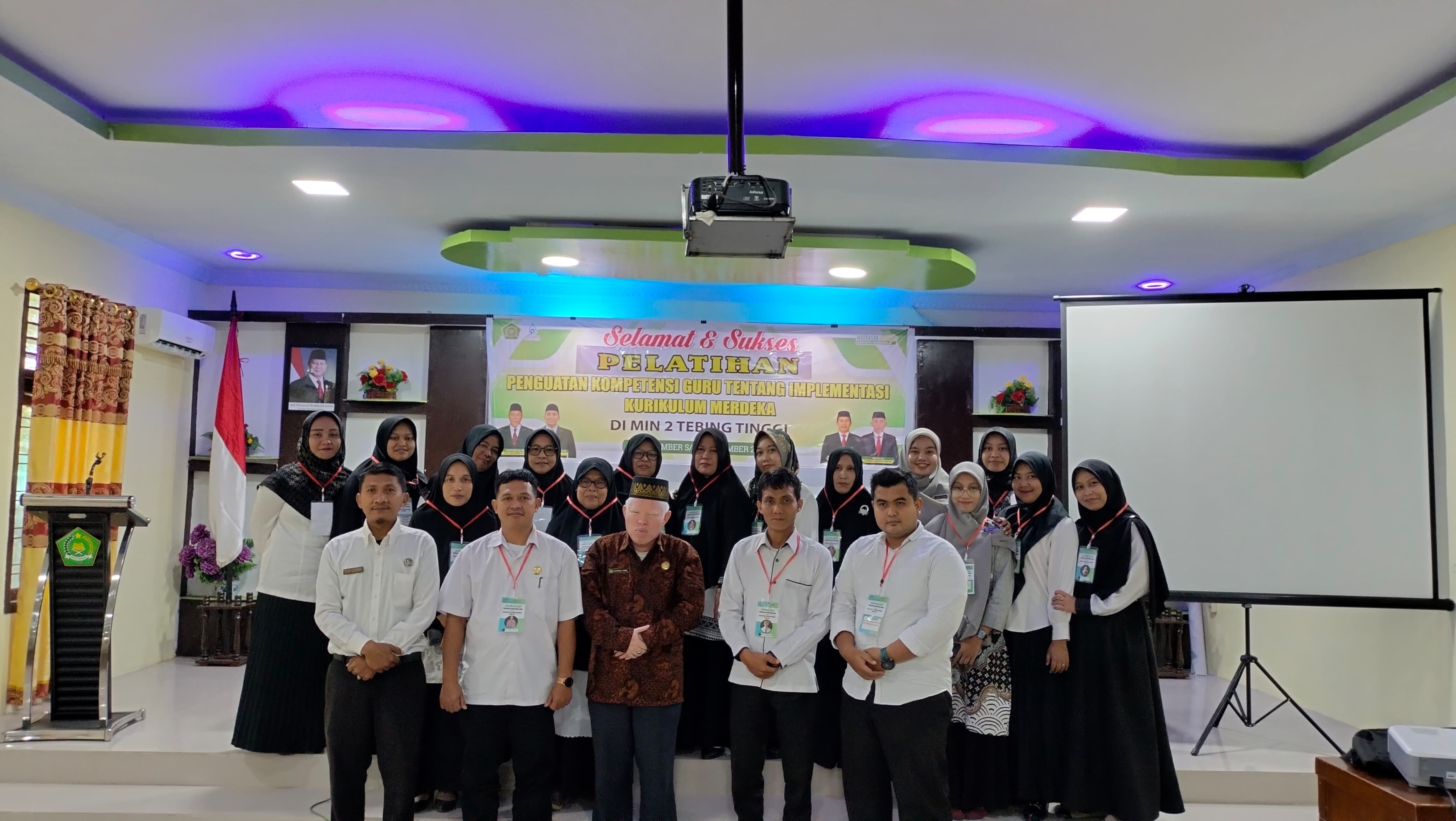 Pelatihan Kurikulum Merdeka di Aula KEMENAG TEBING TINGGI