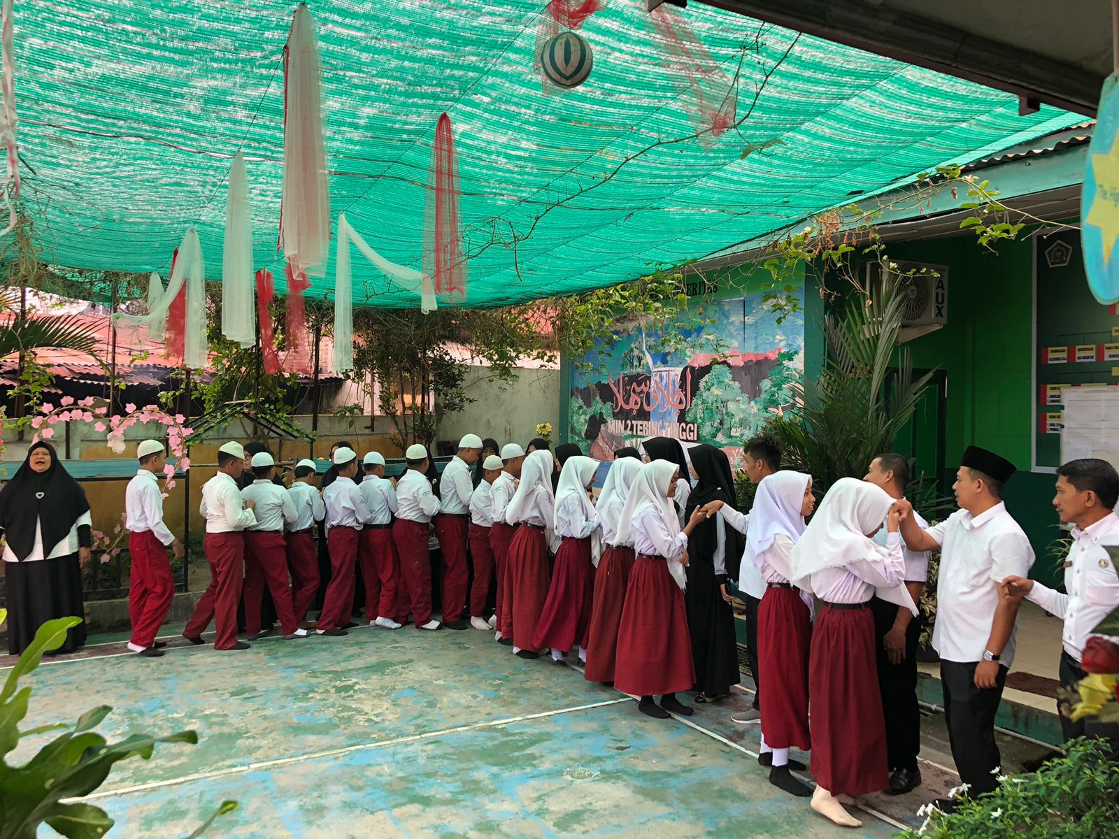 Halal Bihalal MIN 2 Merayakan Idul Fitri 1445H